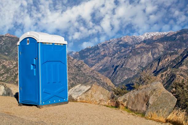 Portable Toilet Options We Offer in Sturgeon, MO